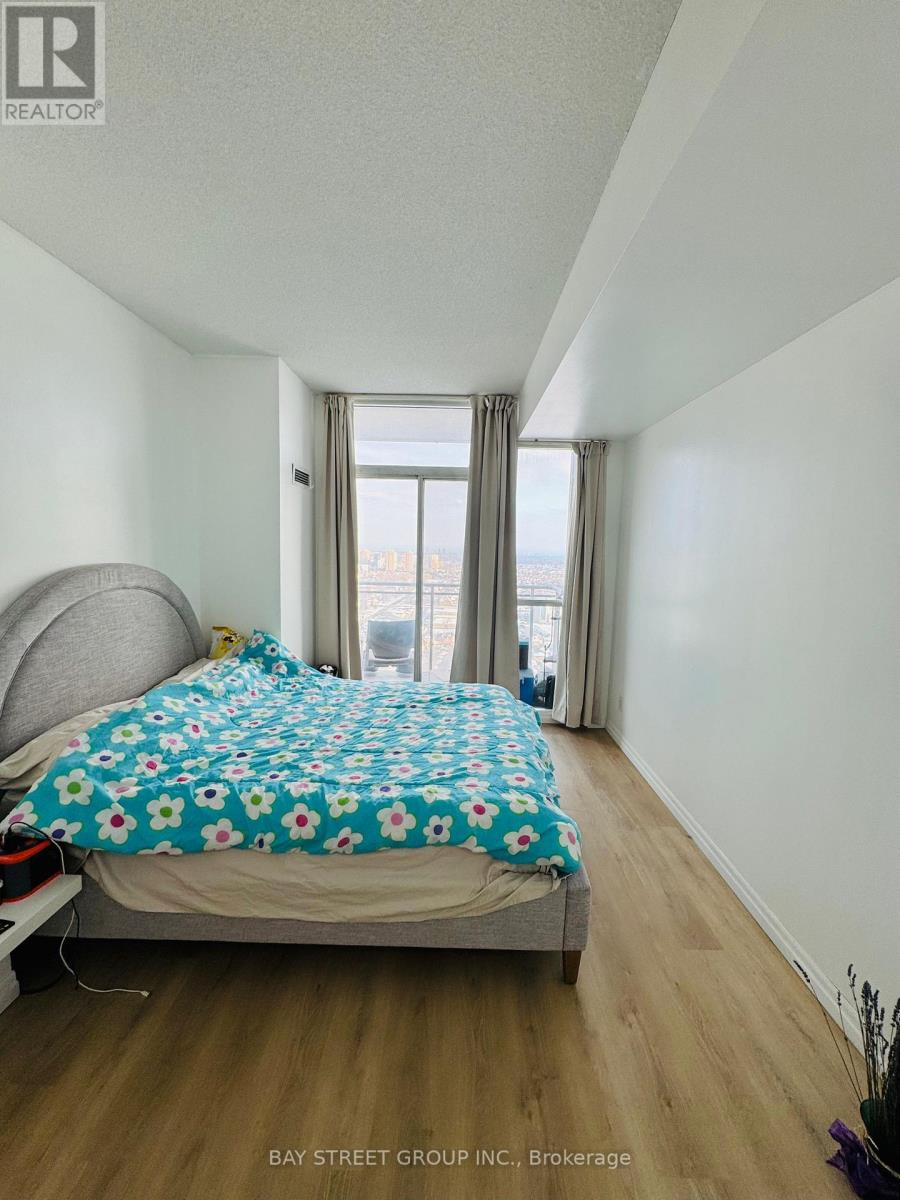 2408 - 225 Webb Drive, Mississauga, Ontario  L5B 4P2 - Photo 6 - W12796276