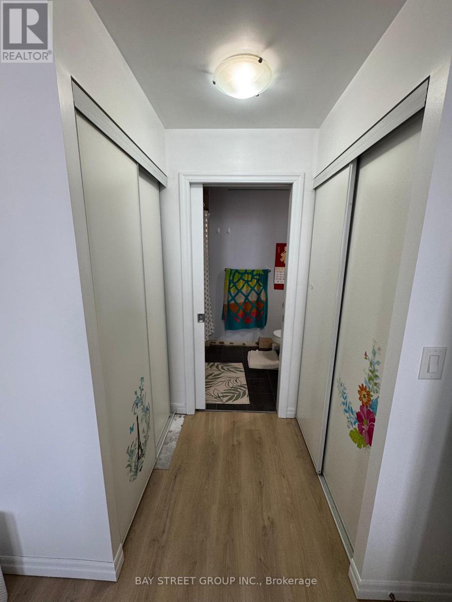 2408 - 225 Webb Drive, Mississauga, Ontario  L5B 4P2 - Photo 7 - W12796276