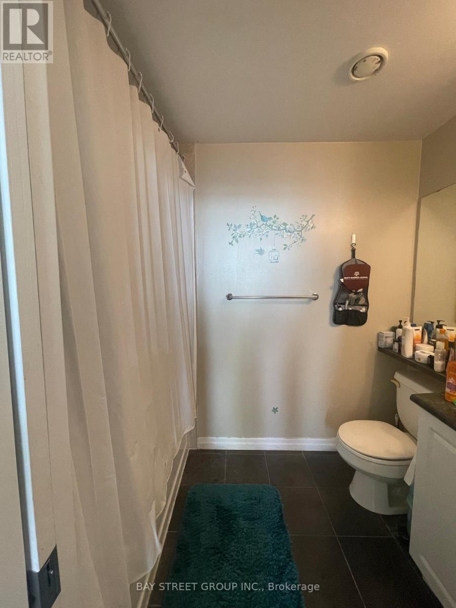 2408 - 225 Webb Drive, Mississauga, Ontario  L5B 4P2 - Photo 8 - W12796276