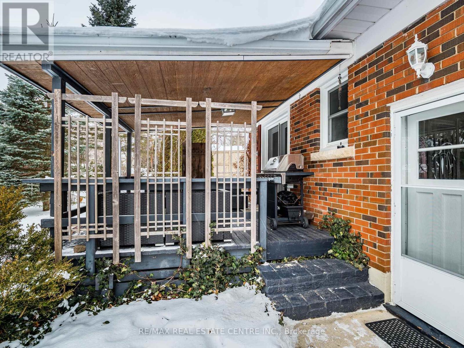 20 Hillier Crescent, Brantford, Ontario  N3R 1X1 - Photo 37 - X12796286