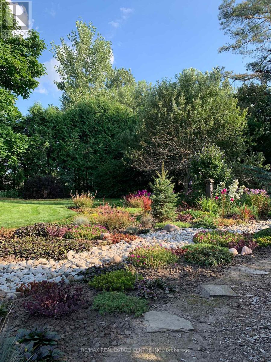 20 Hillier Crescent, Brantford, Ontario  N3R 1X1 - Photo 39 - X12796286