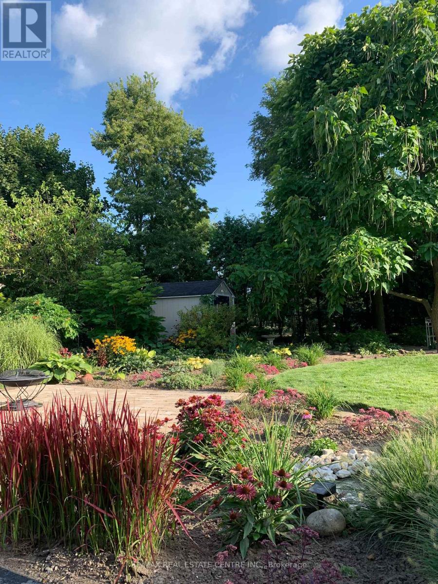 20 Hillier Crescent, Brantford, Ontario  N3R 1X1 - Photo 46 - X12796286