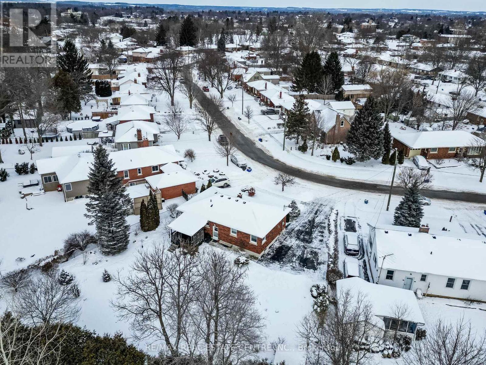 20 Hillier Crescent, Brantford, Ontario  N3R 1X1 - Photo 50 - X12796286