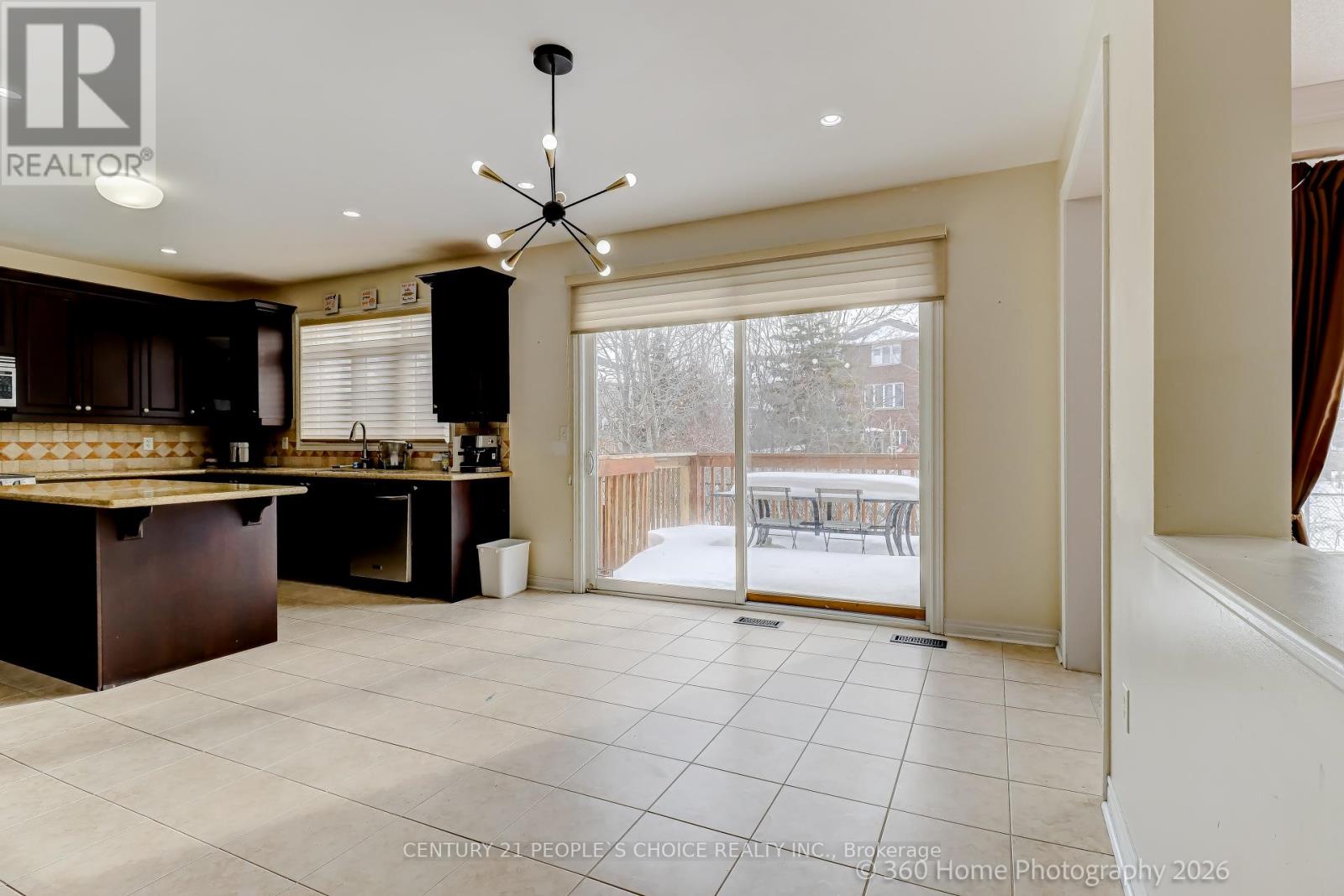 2168 Colonel William Parkway, Oakville, Ontario  L6M 0B8 - Photo 18 - W12644830