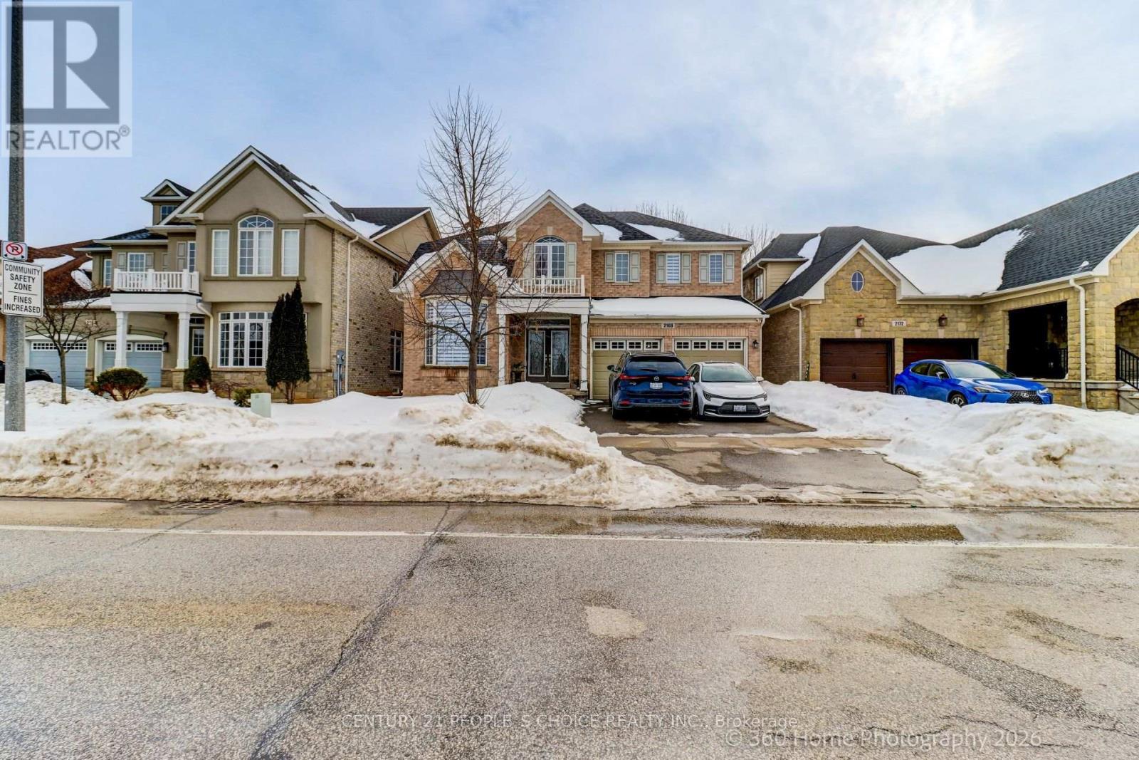2168 Colonel William Parkway, Oakville, Ontario  L6M 0B8 - Photo 3 - W12644830