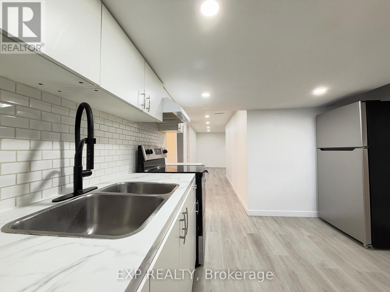 377 Vesta Place, London East, Ontario  N5Y 1G4 - Photo 20 - X12796302