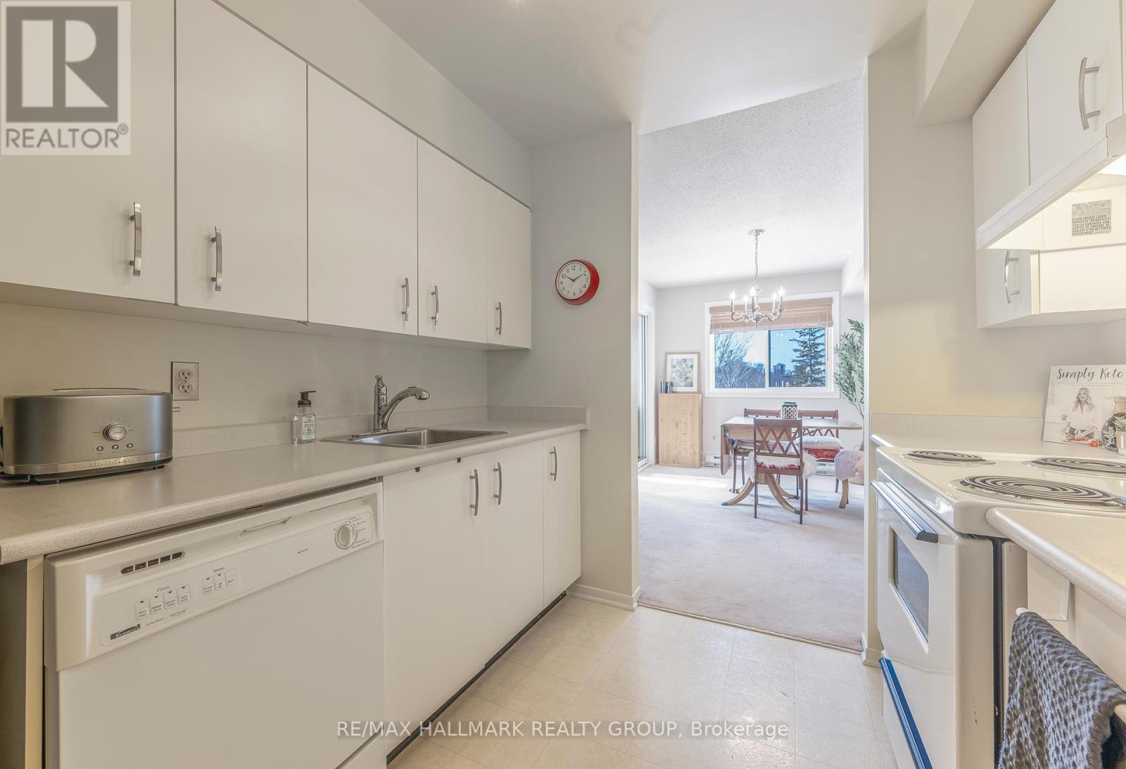 302 - 318 Lorry Greenberg Drive, Ottawa, Ontario  K1T 2R5 - Photo 10 - X12796308