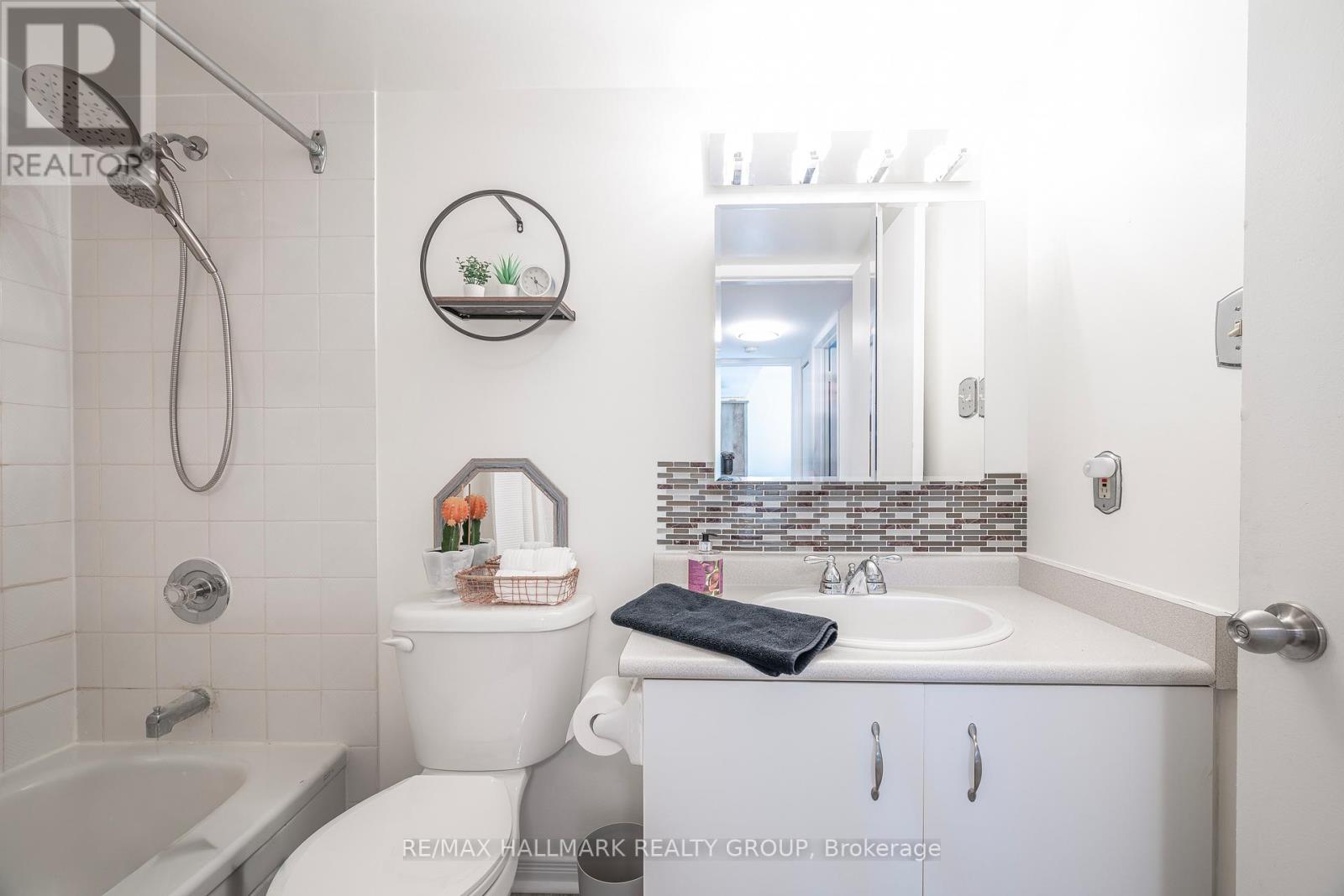 302 - 318 Lorry Greenberg Drive, Ottawa, Ontario  K1T 2R5 - Photo 21 - X12796308