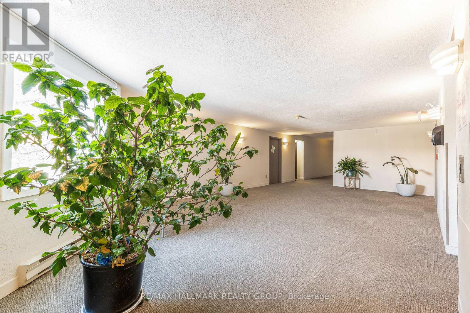 302 - 318 Lorry Greenberg Drive, Ottawa, Ontario  K1T 2R5 - Photo 31 - X12796308