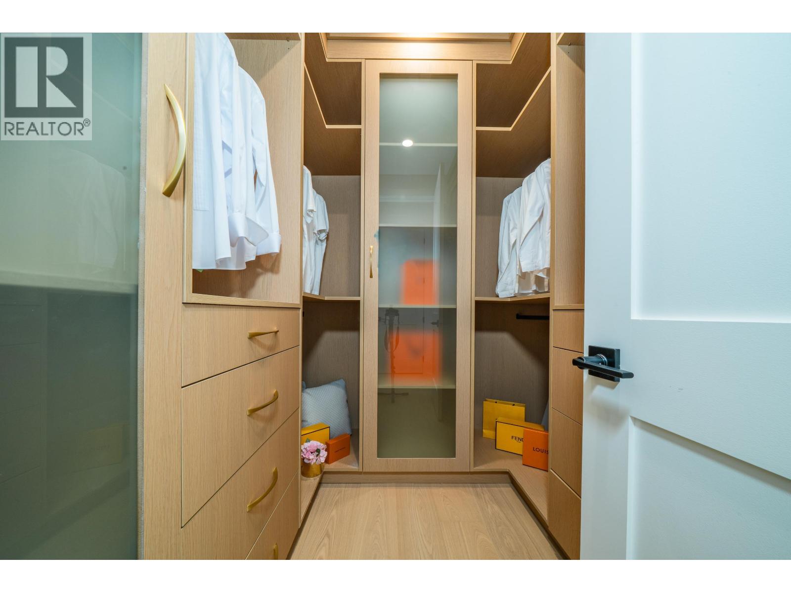 8411 Elsmore Road, Richmond, British Columbia V7C 2A2 - Photo 27 - R3052994