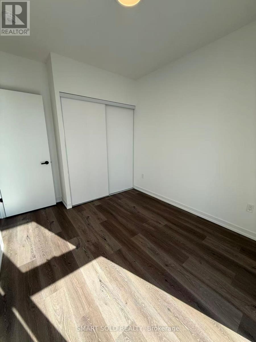 3015 - 28 Interchange Way, Vaughan, Ontario  L4K 0P8 - Photo 9 - N12796296