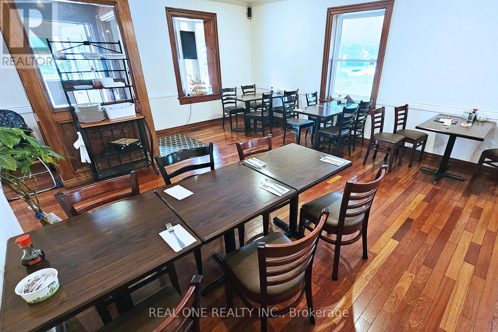 126 Victoria Street W, New Tecumseth, Ontario  L9R 1L7 - Photo 16 - N12796306