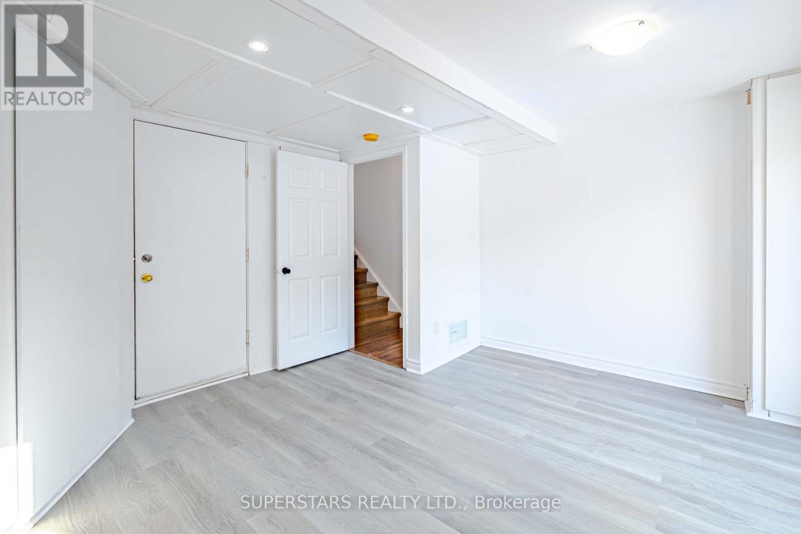 99 Roseheath Drive, Vaughan, Ontario L6A 2B7 - Photo 17 - N12796326