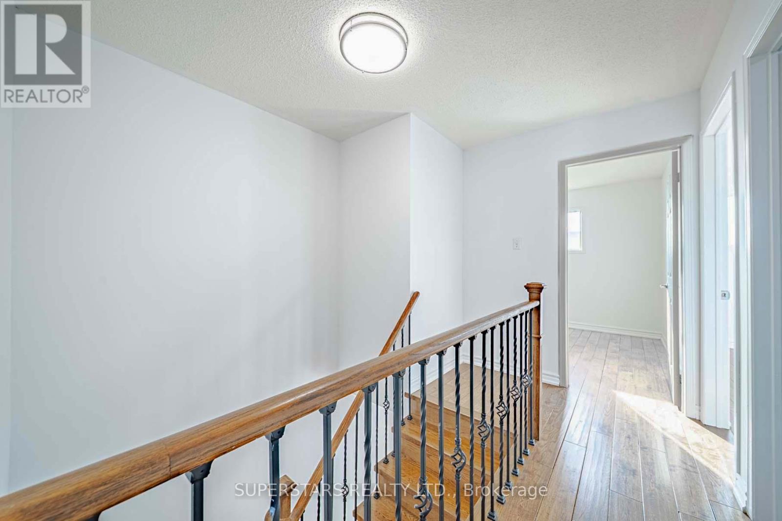 99 Roseheath Drive, Vaughan, Ontario L6A 2B7 - Photo 9 - N12796326