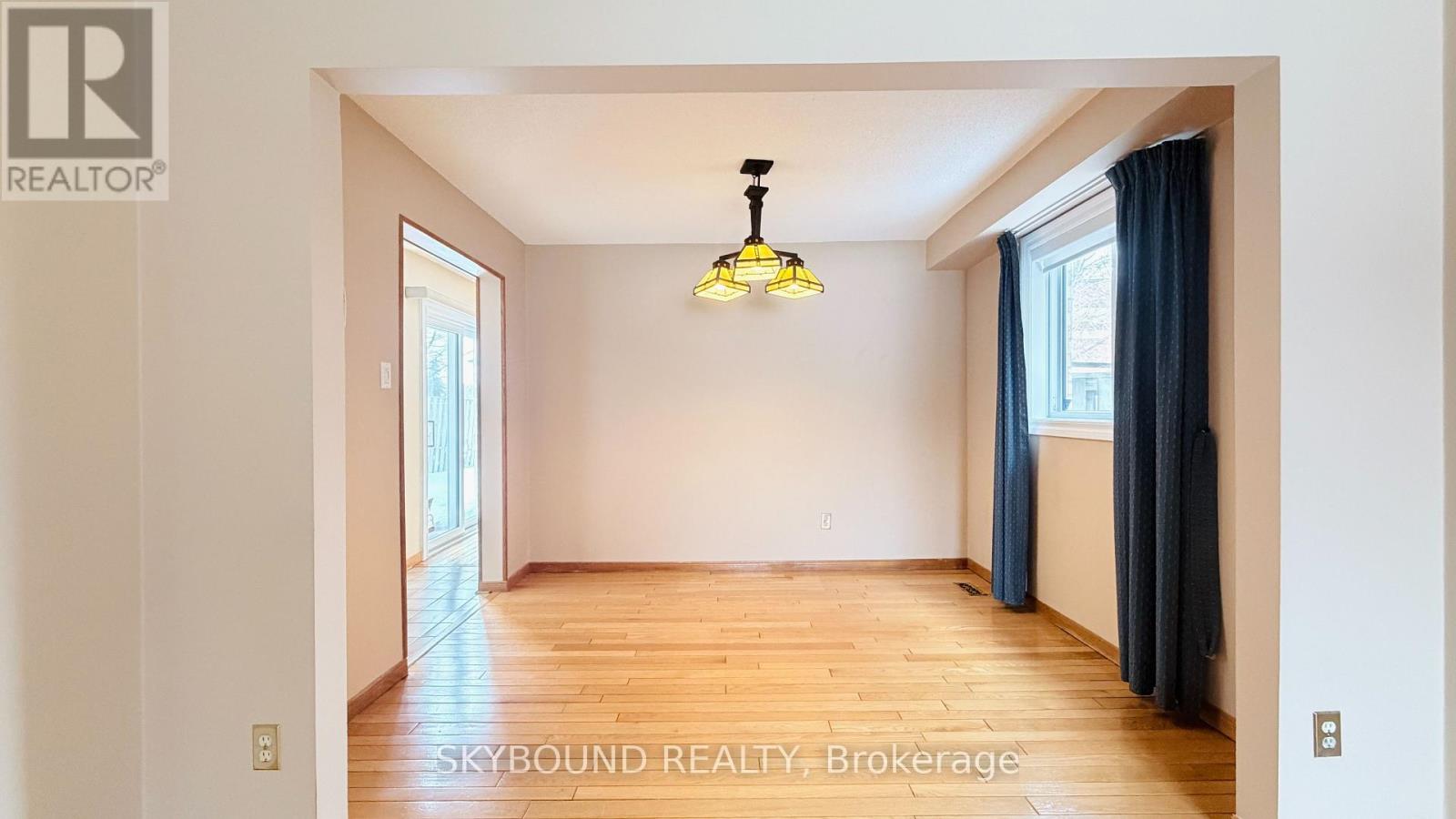 449 Mallorytown Avenue, Mississauga, Ontario  L4Z 2M8 - Photo 5 - W12796328