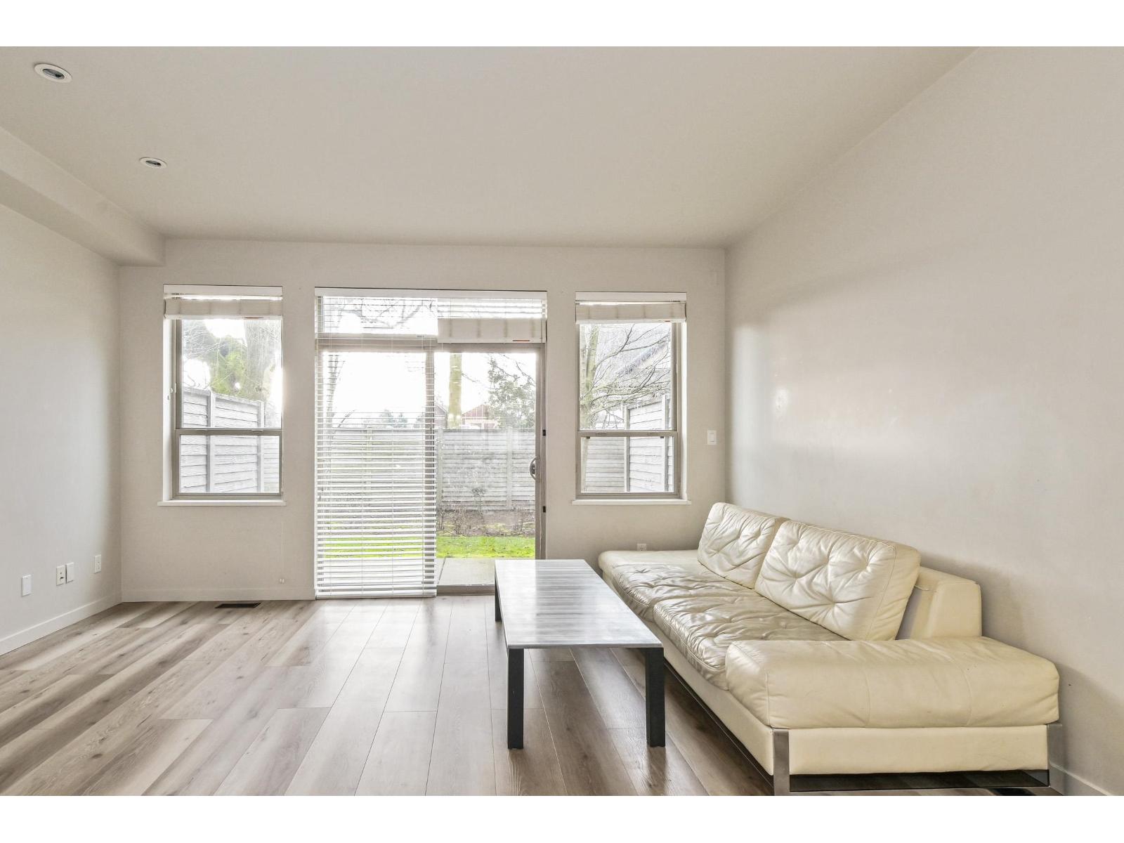 Unknown Address, , - Photo 2 - R3090959