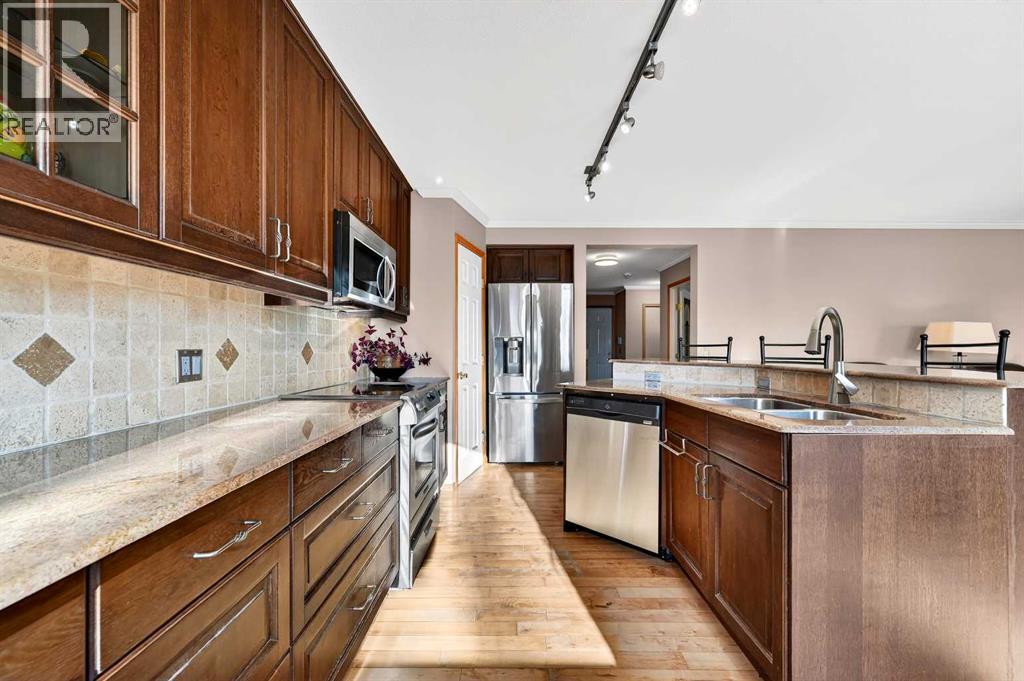 30 Tuscarora Way Nw, Calgary, Alberta  T3L 2H1 - Photo 3 - A2280592