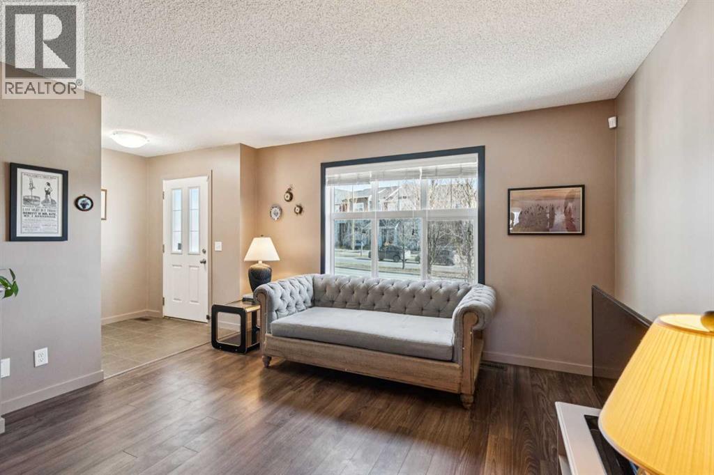 43 Sunset Road, Cochrane, Alberta  T4C 0W3 - Photo 6 - A2286348