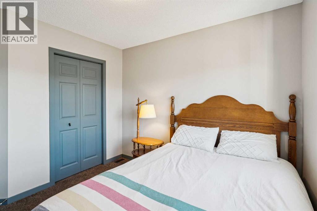 43 Sunset Road, Cochrane, Alberta  T4C 0W3 - Photo 21 - A2286348