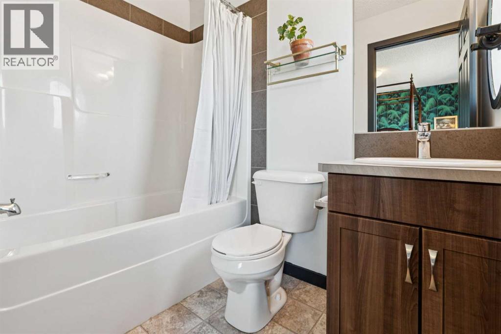 43 Sunset Road, Cochrane, Alberta  T4C 0W3 - Photo 19 - A2286348