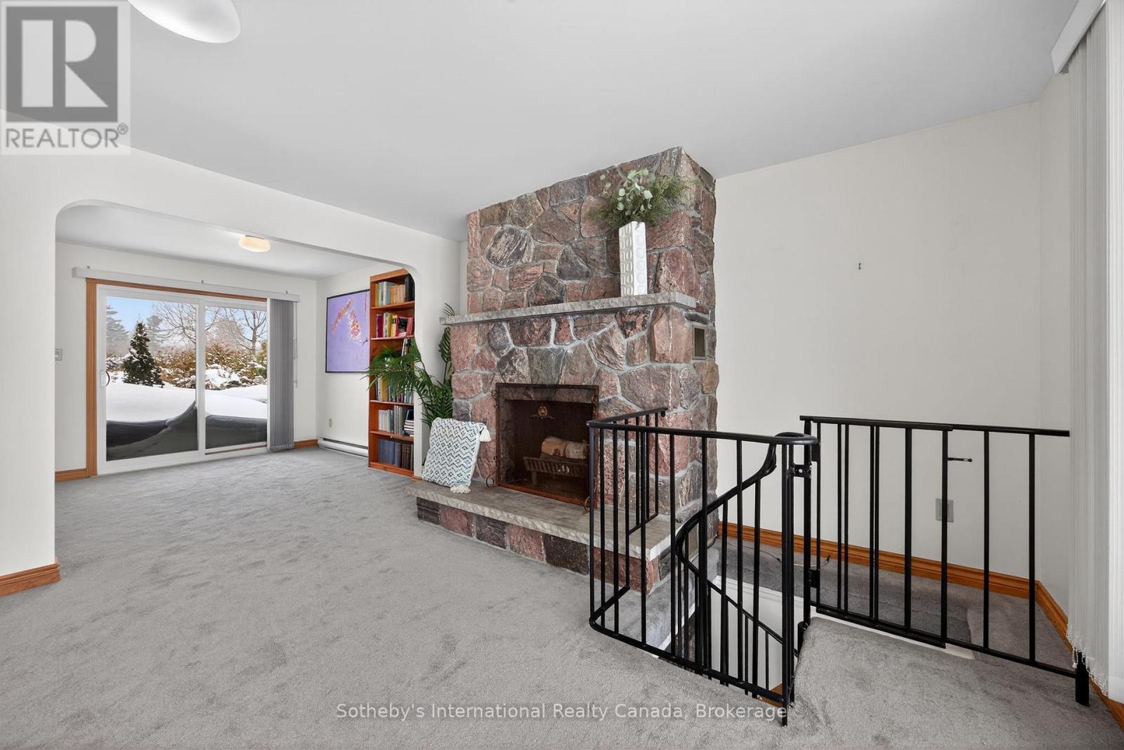 1420 Tiny Beaches Road N, Tiny, Ontario L9M 0H3 - Photo 11 - S12796382