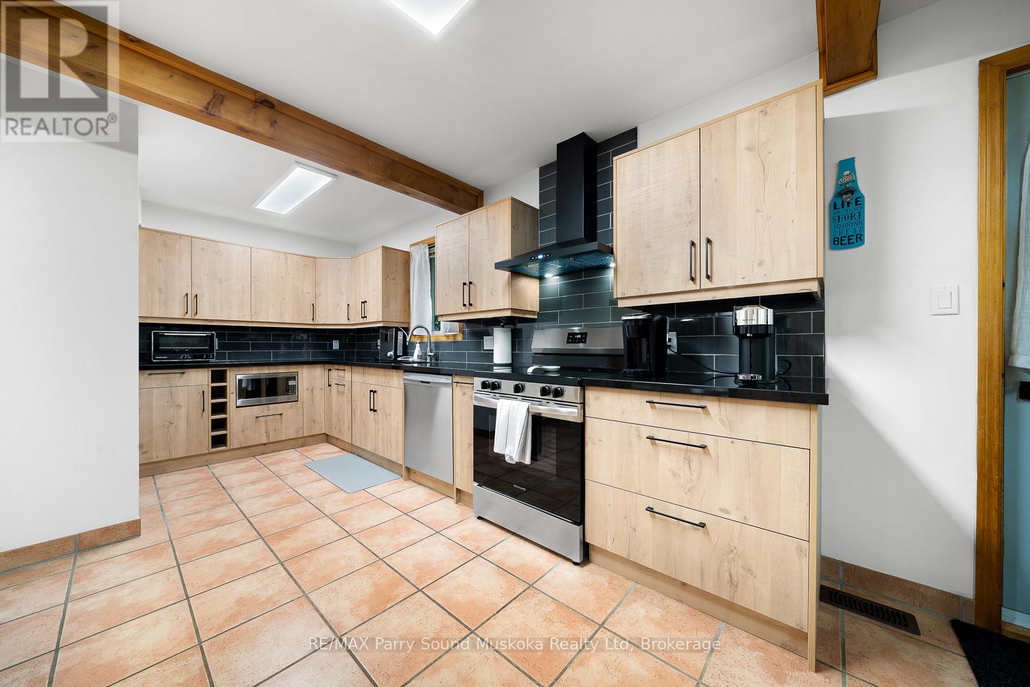 113 Bayview Drive, Carling, Ontario  P0G 1G0 - Photo 10 - X12796376