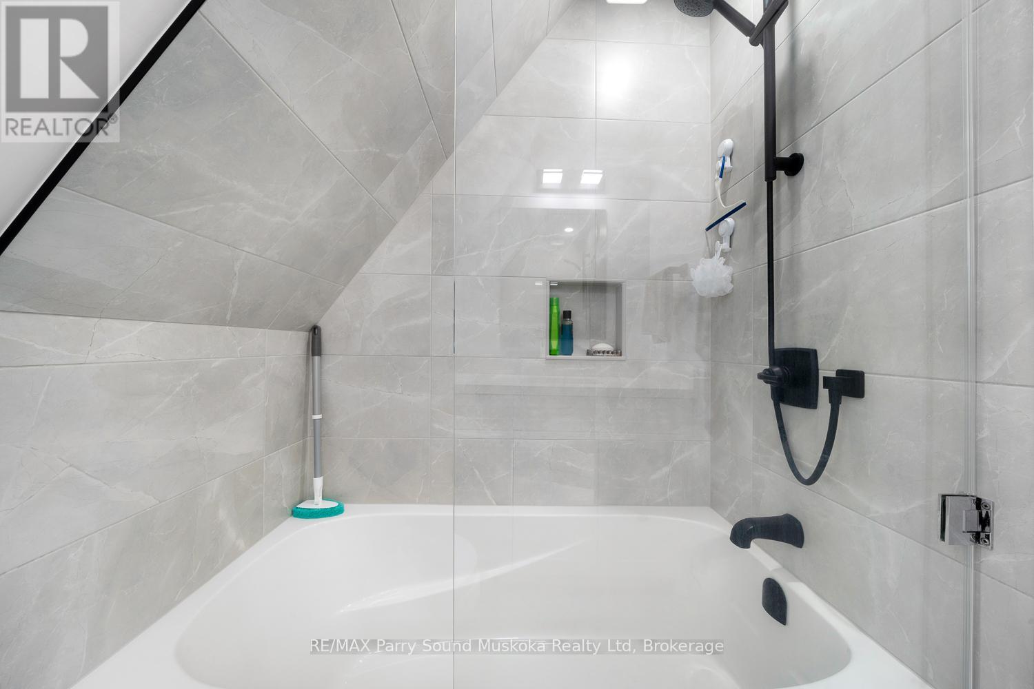 113 Bayview Drive, Carling, Ontario  P0G 1G0 - Photo 32 - X12796376