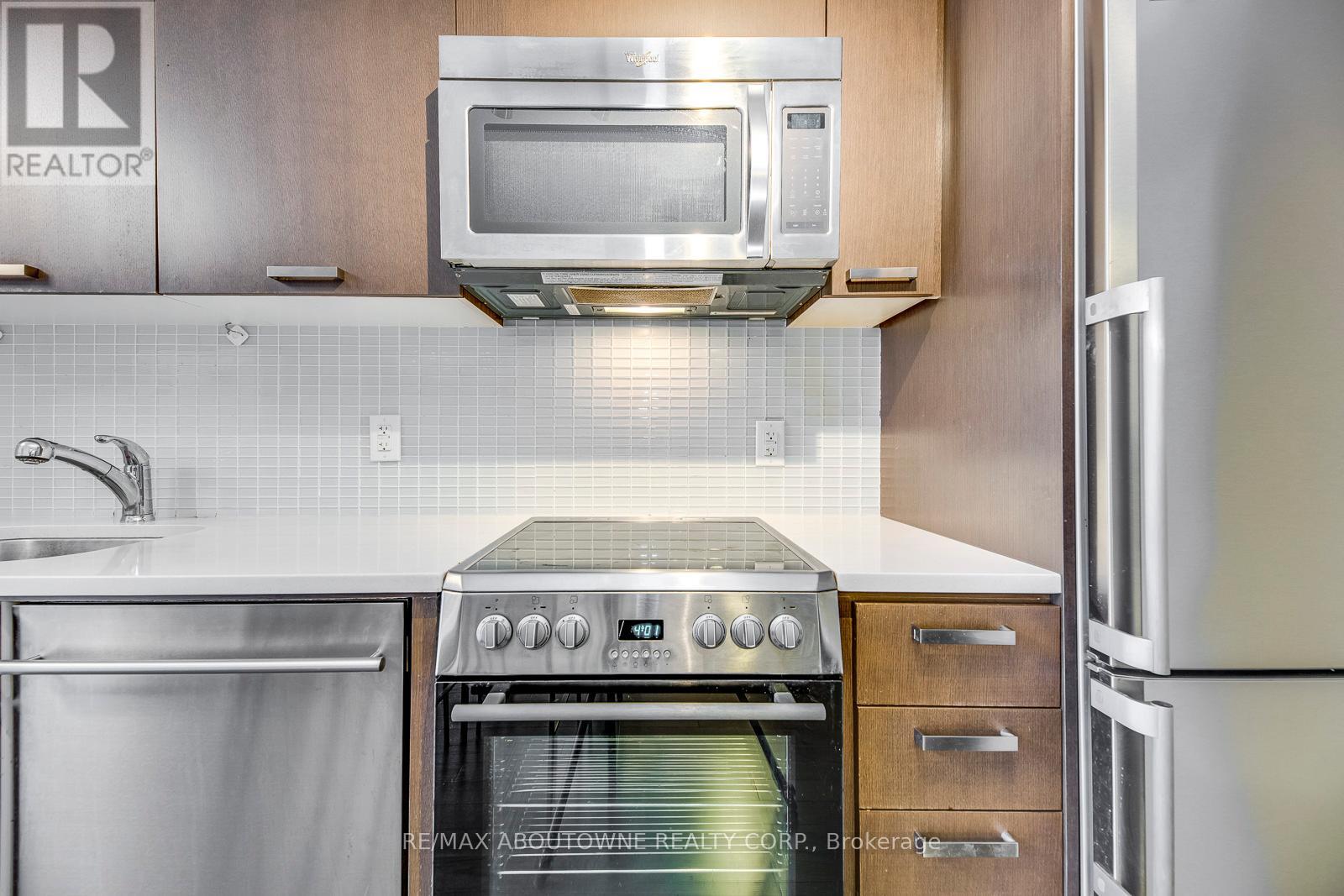 406 - 295 Adelaide Street W, Toronto, Ontario  M5V 1P7 - Photo 22 - C12796316