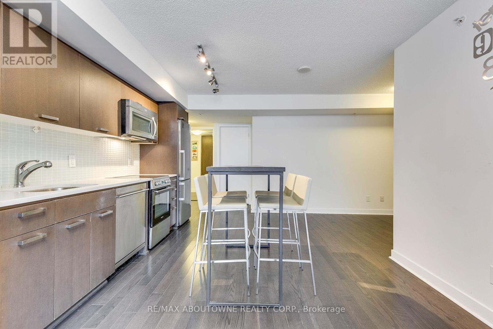 406 - 295 Adelaide Street W, Toronto, Ontario  M5V 1P7 - Photo 15 - C12796316