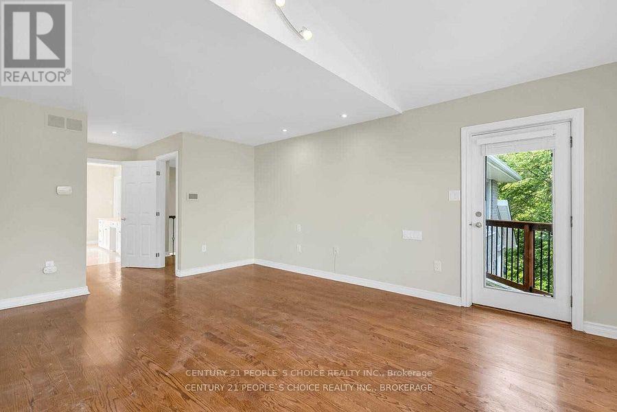 3242 Shelburne Place, Oakville, Ontario  L6L 5V9 - Photo 17 - W12707310