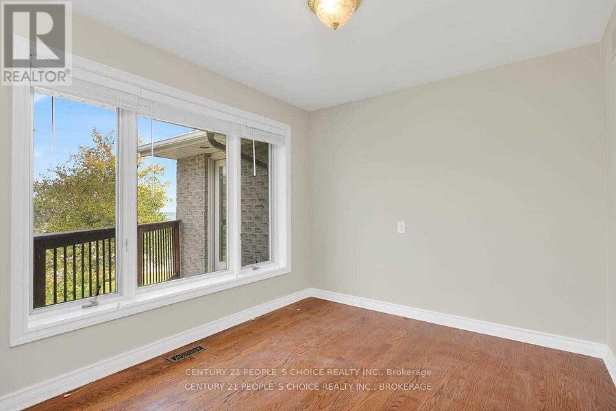 3242 Shelburne Place, Oakville, Ontario  L6L 5V9 - Photo 14 - W12707310