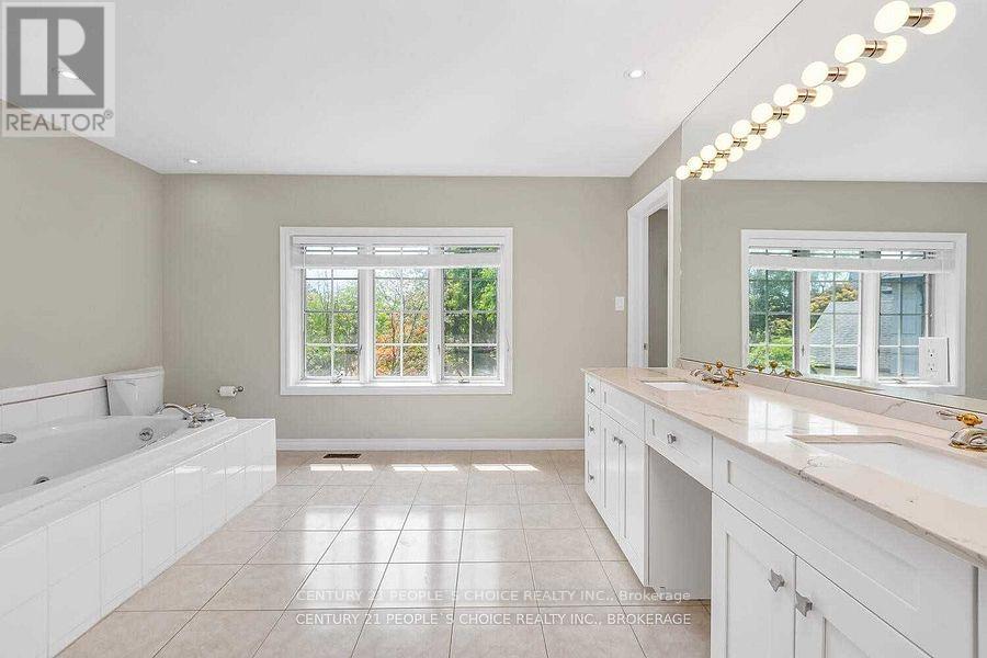 3242 Shelburne Place, Oakville, Ontario  L6L 5V9 - Photo 16 - W12707310