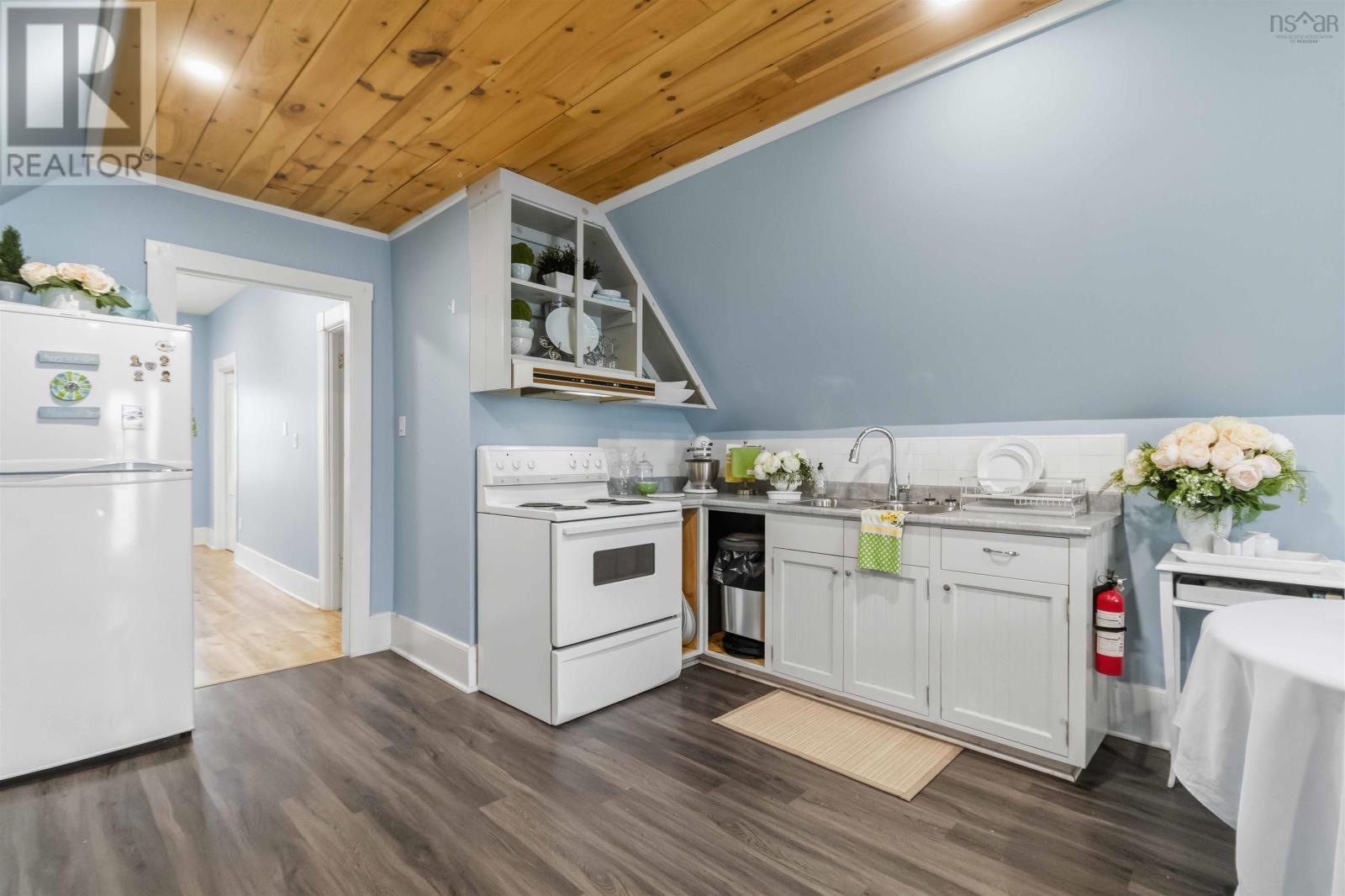 499 Main Street, Mahone Bay, Nova Scotia  B0J 2E0 - Photo 15 - 202602905