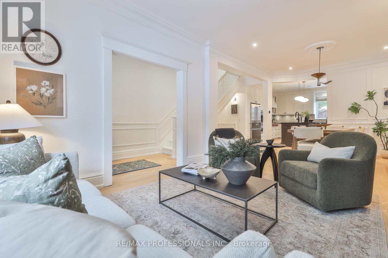 18 Constance Street, Toronto, Ontario  M6R 1S4 - Photo 4 - W12792090