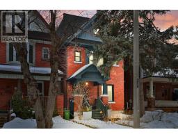 18 CONSTANCE STREET, Toronto, Ontario