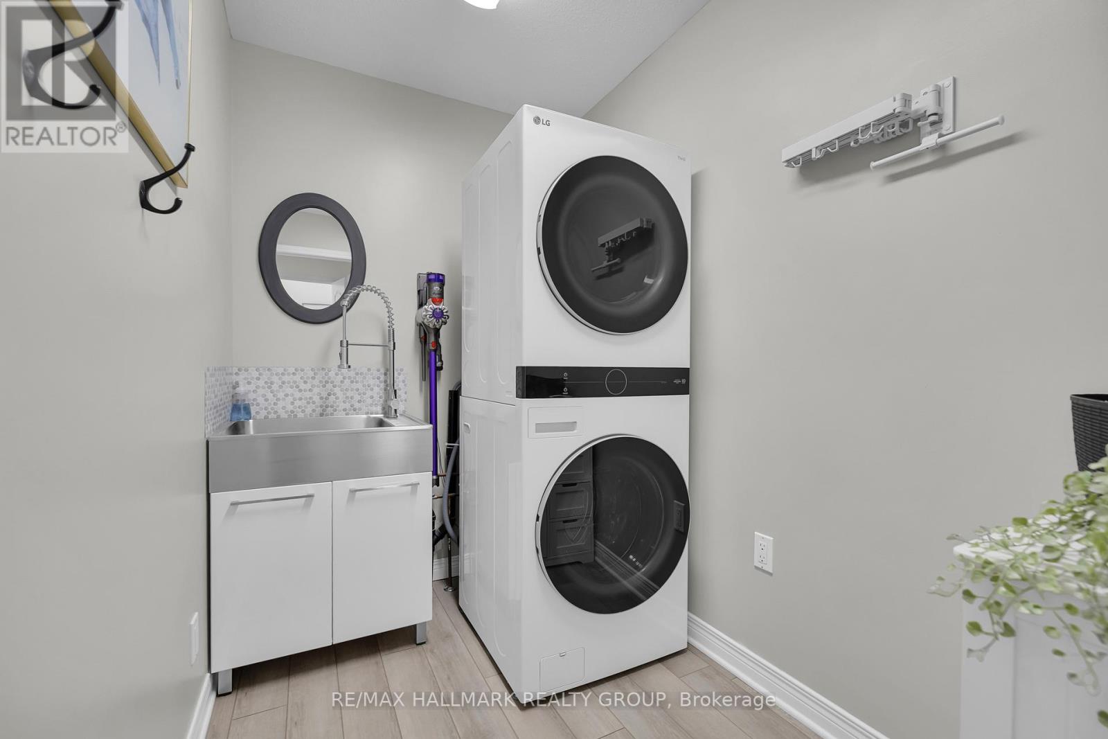 7 Rodeo Drive, Ottawa, Ontario  K2J 4Z3 - Photo 25 - X12796354