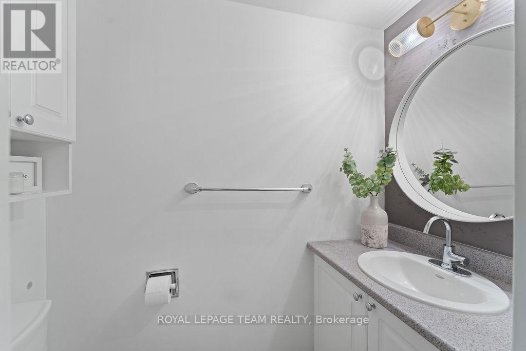 212 - 316 Savard Avenue, Ottawa, Ontario  K1L 7S2 - Photo 24 - X12796374