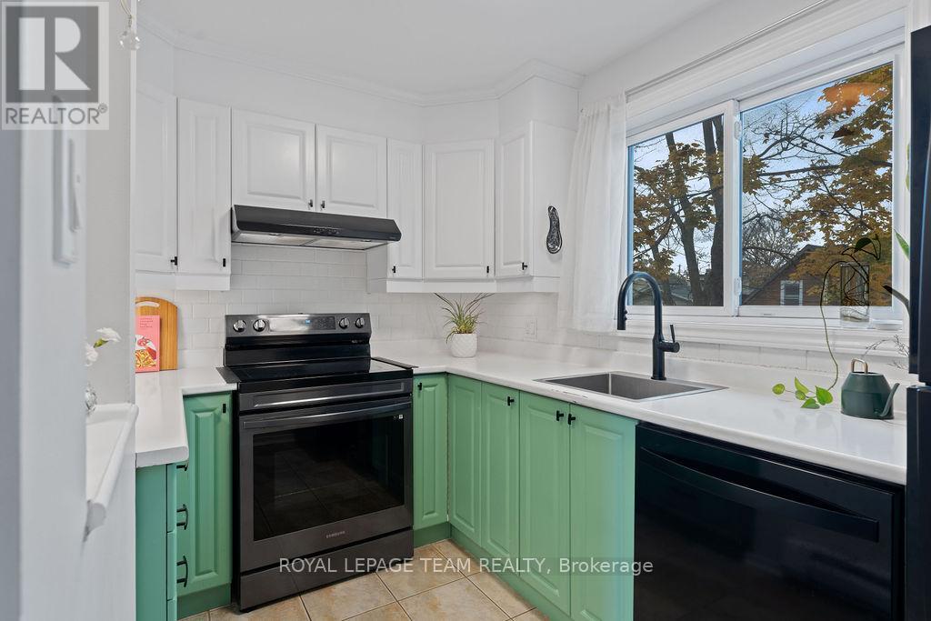 212 - 316 Savard Avenue, Ottawa, Ontario  K1L 7S2 - Photo 25 - X12796374