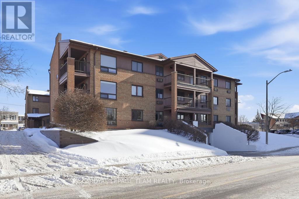 212 - 316 Savard Avenue, Ottawa, Ontario  K1L 7S2 - Photo 3 - X12796374