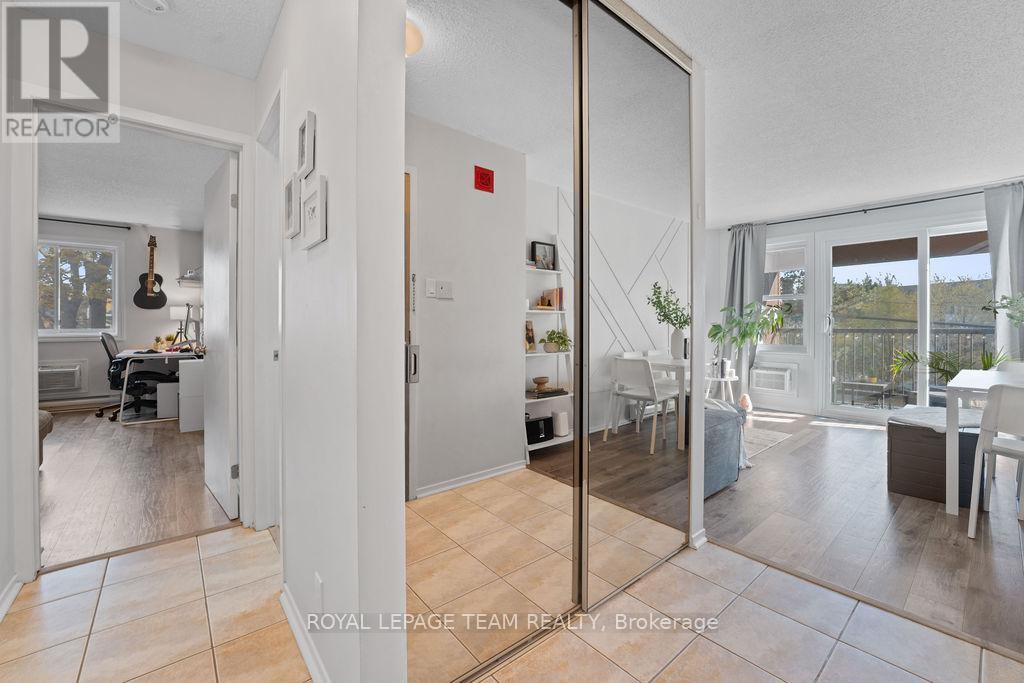 212 - 316 Savard Avenue, Ottawa, Ontario  K1L 7S2 - Photo 8 - X12796374