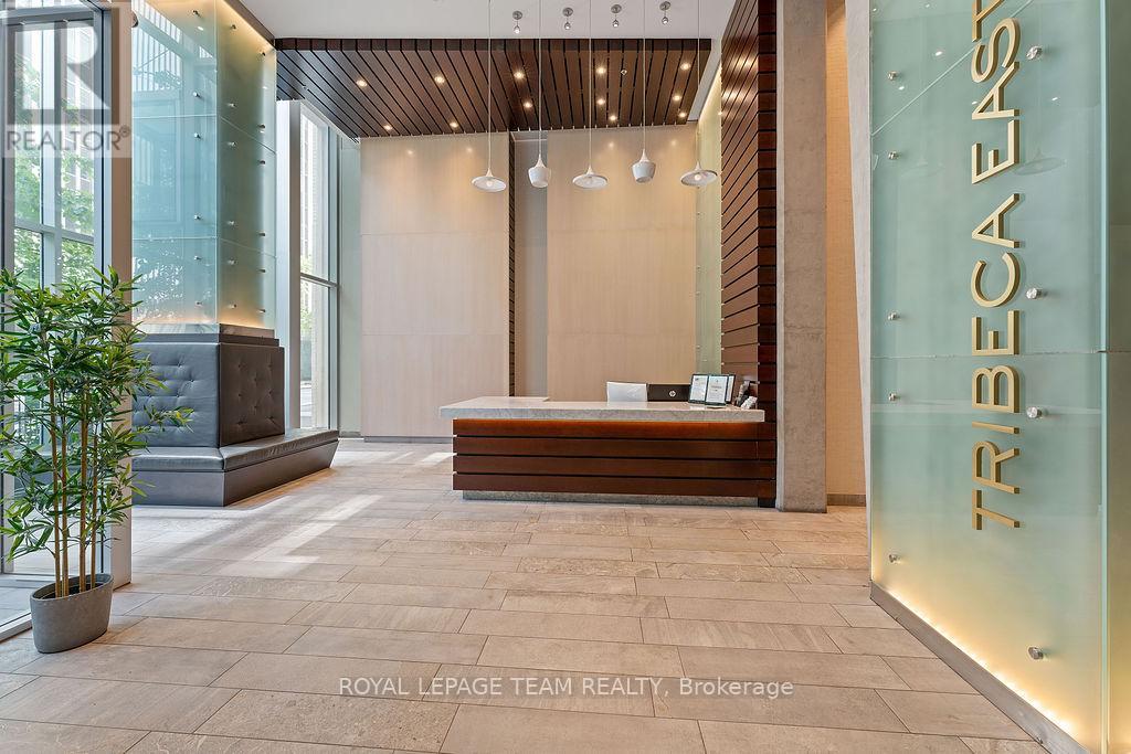 1904 - 40 Nepean Street, Ottawa, Ontario  K2P 0X5 - Photo 2 - X12796394