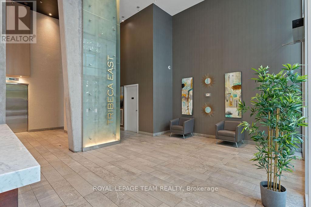 1904 - 40 Nepean Street, Ottawa, Ontario  K2P 0X5 - Photo 3 - X12796394