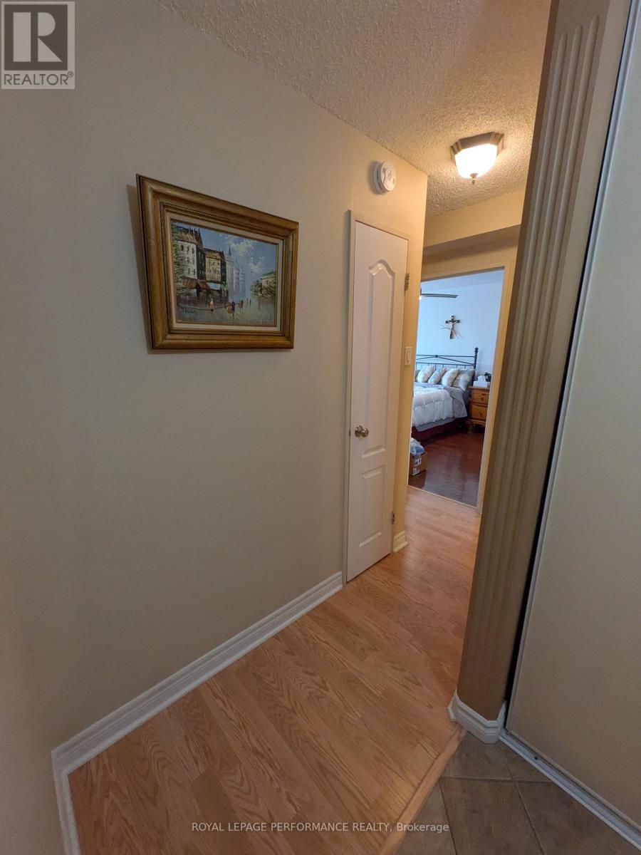 309 - 665 Bathgate Drive, Ottawa, Ontario  K1K 3Y4 - Photo 15 - X12796400