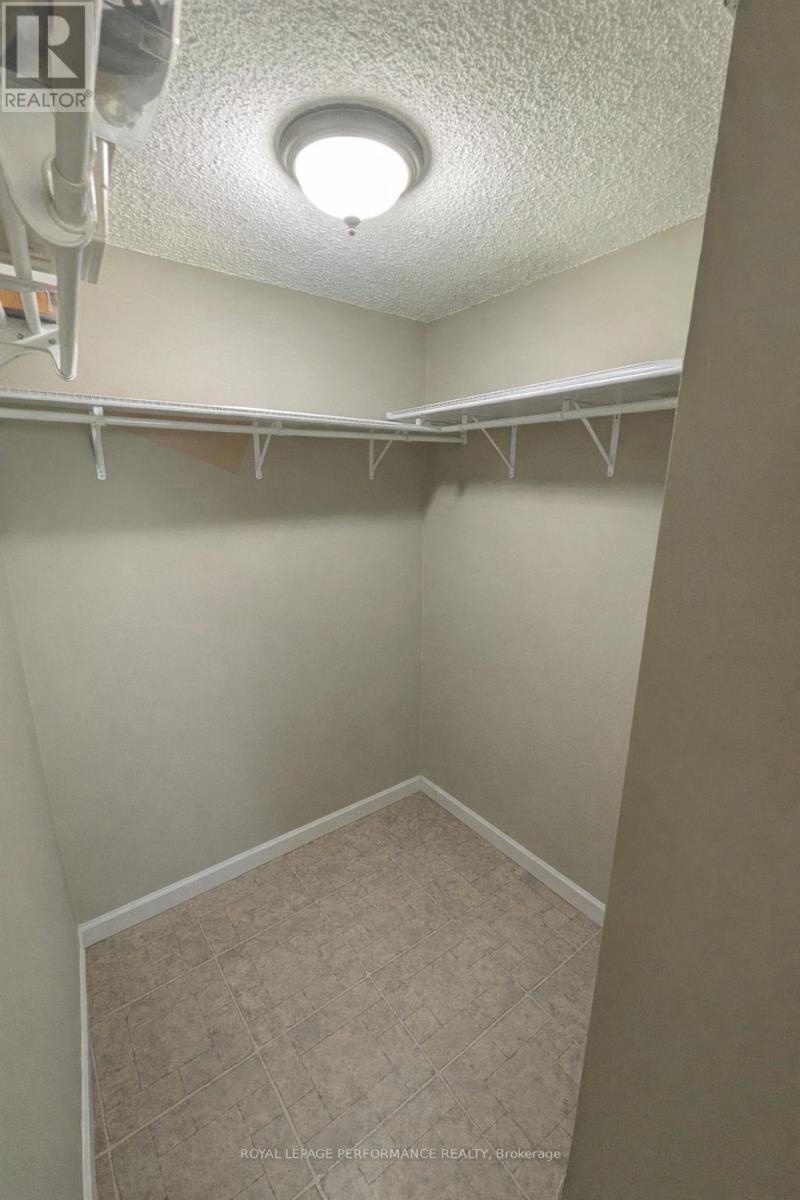309 - 665 Bathgate Drive, Ottawa, Ontario  K1K 3Y4 - Photo 20 - X12796400