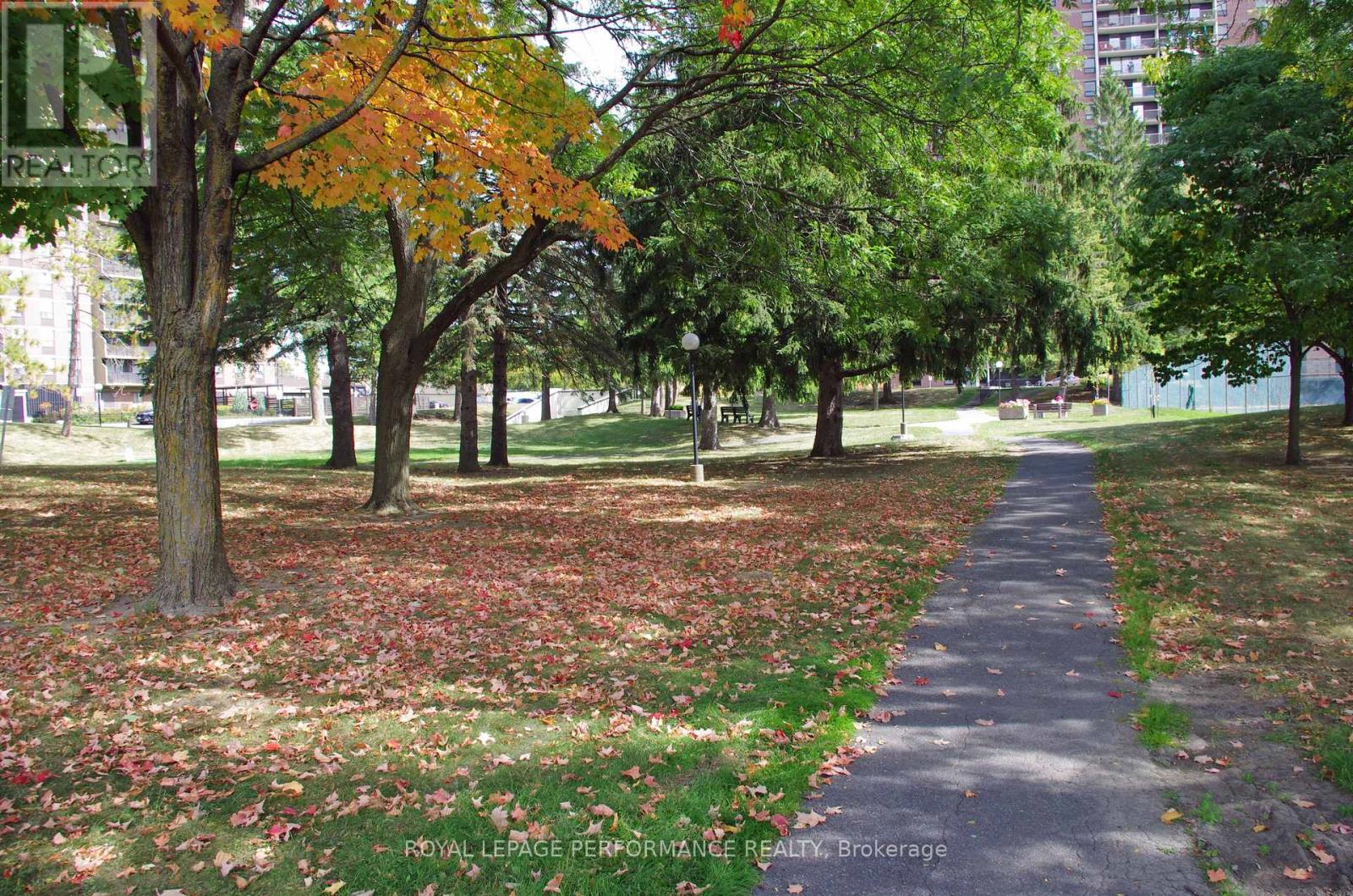 309 - 665 Bathgate Drive, Ottawa, Ontario  K1K 3Y4 - Photo 22 - X12796400