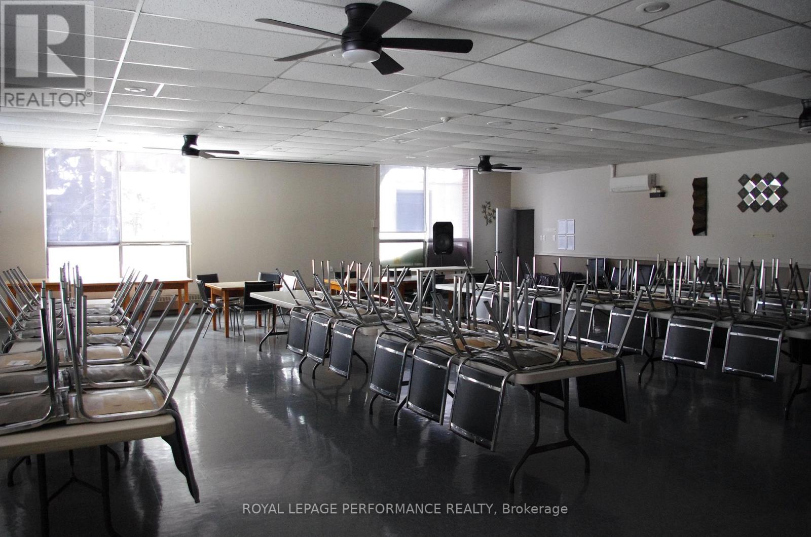 309 - 665 Bathgate Drive, Ottawa, Ontario  K1K 3Y4 - Photo 30 - X12796400