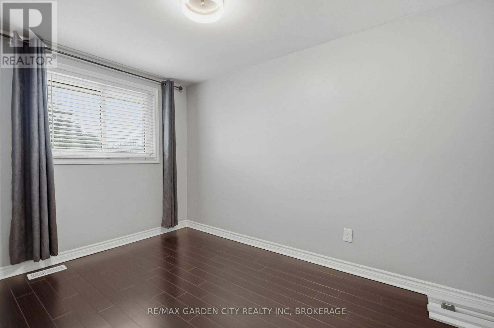 29 - 2 Weiden Street, St. Catharines, Ontario  L2M 6W5 - Photo 15 - X12796344