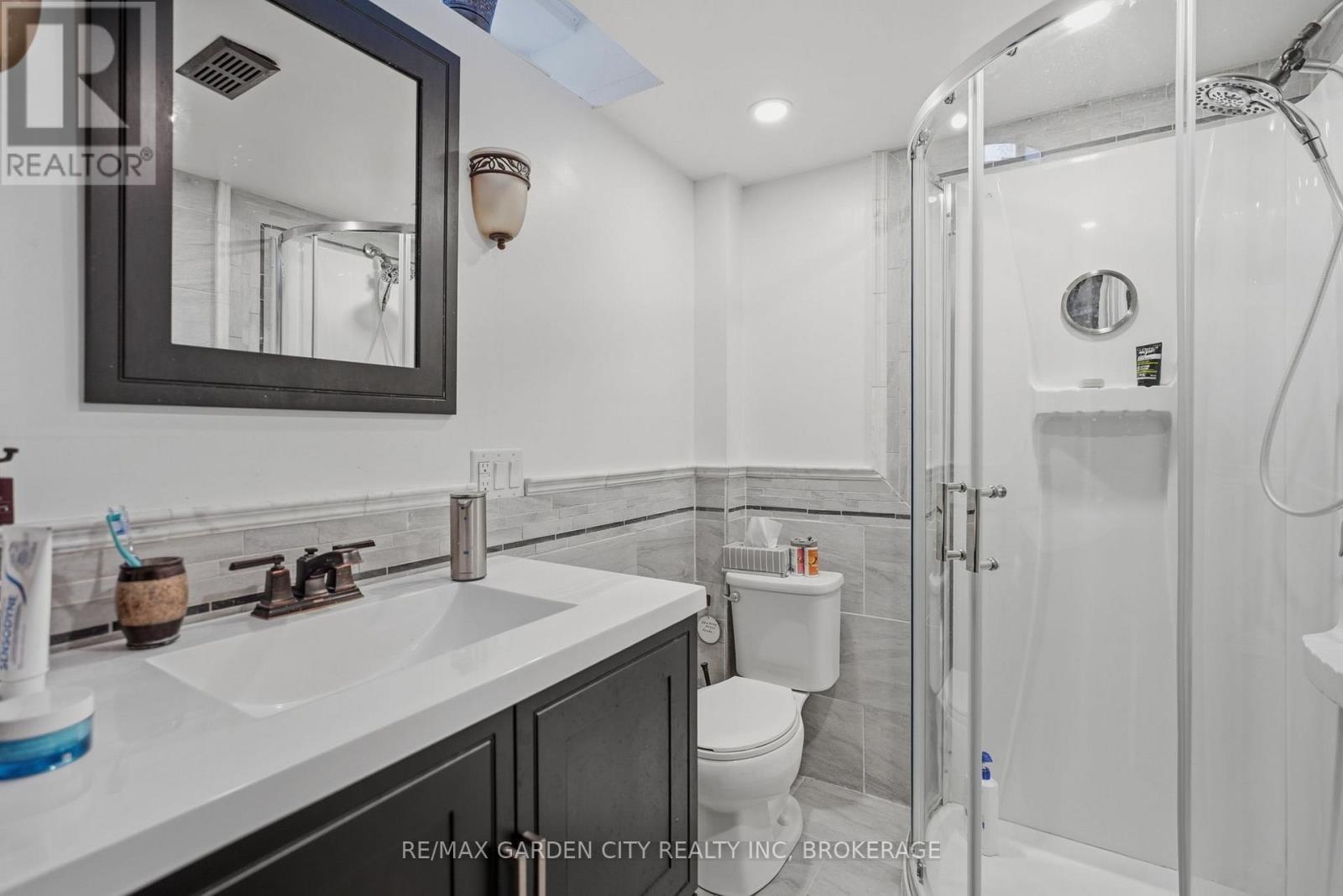 29 - 2 Weiden Street, St. Catharines, Ontario  L2M 6W5 - Photo 20 - X12796344