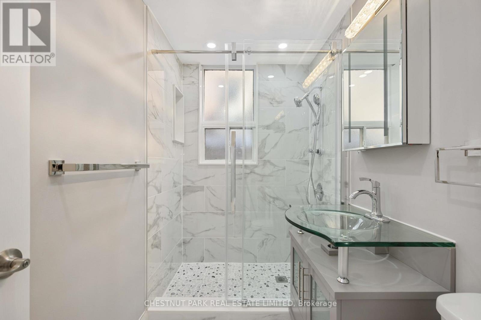 Main - 121 Cheritan Avenue, Toronto, Ontario  M4R 1S8 - Photo 12 - C12796366