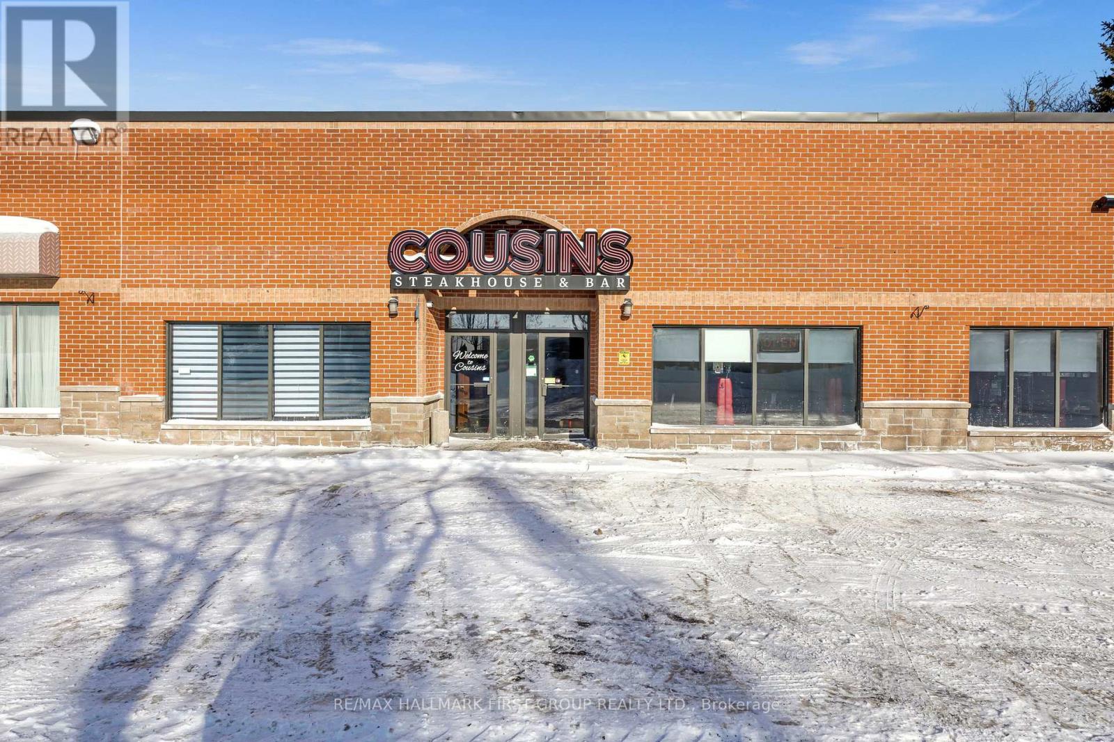 110 Pony Drive, Newmarket, Ontario  L3Y 7B6 - Photo 1 - N12796340